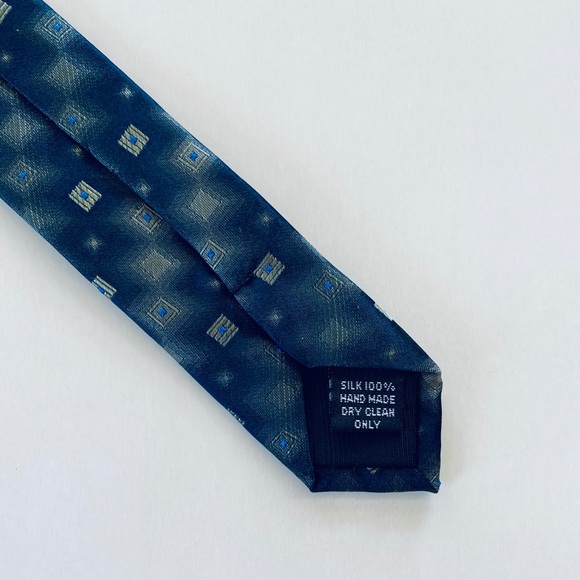 Bocara navy blue silk hand made New tie - Picture 5 of 8
